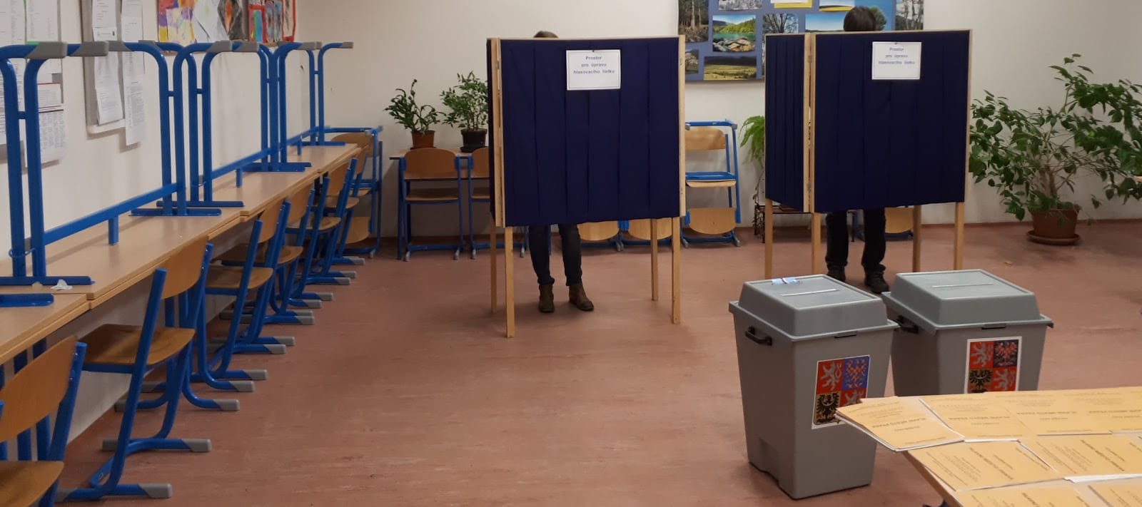 Básnířky a básníci o volbách 2017 — portrét